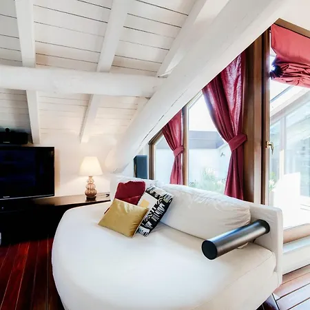 Exclusive Penthouse - By Myhomeincomo (adults Only) Apartament *