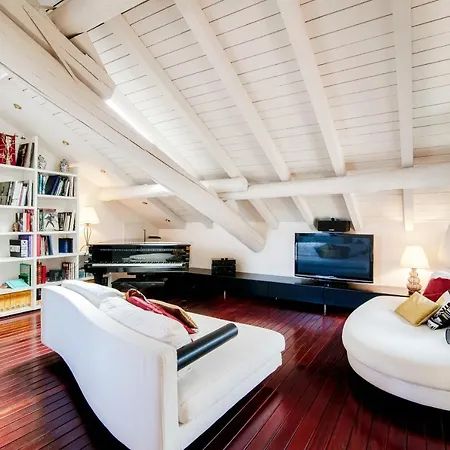 Exclusive Penthouse - By Myhomeincomo (adults Only)