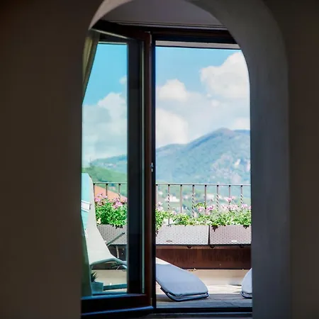 Exclusive Penthouse - By Myhomeincomo (adults Only) Apartament Como