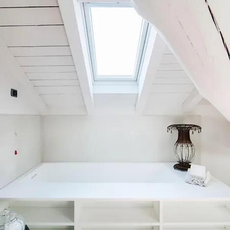 Exclusive Penthouse - By Myhomeincomo (adults Only) *