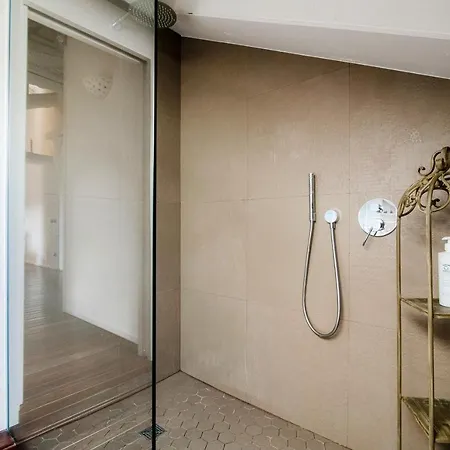 Exclusive Penthouse - By Myhomeincomo (adults Only) *